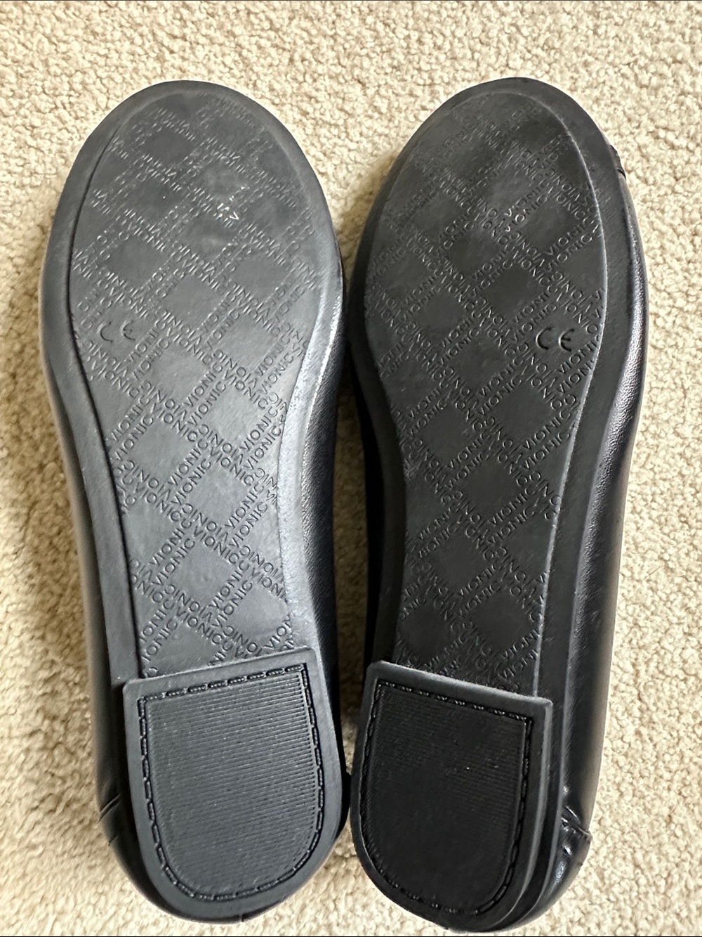 Vionic Caroll Black Women's Leather Ballet Flats - Picture 7 of 8